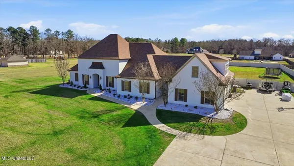 $1,050,000 | 111 Pecan Ridge, Brandon, MS 39047