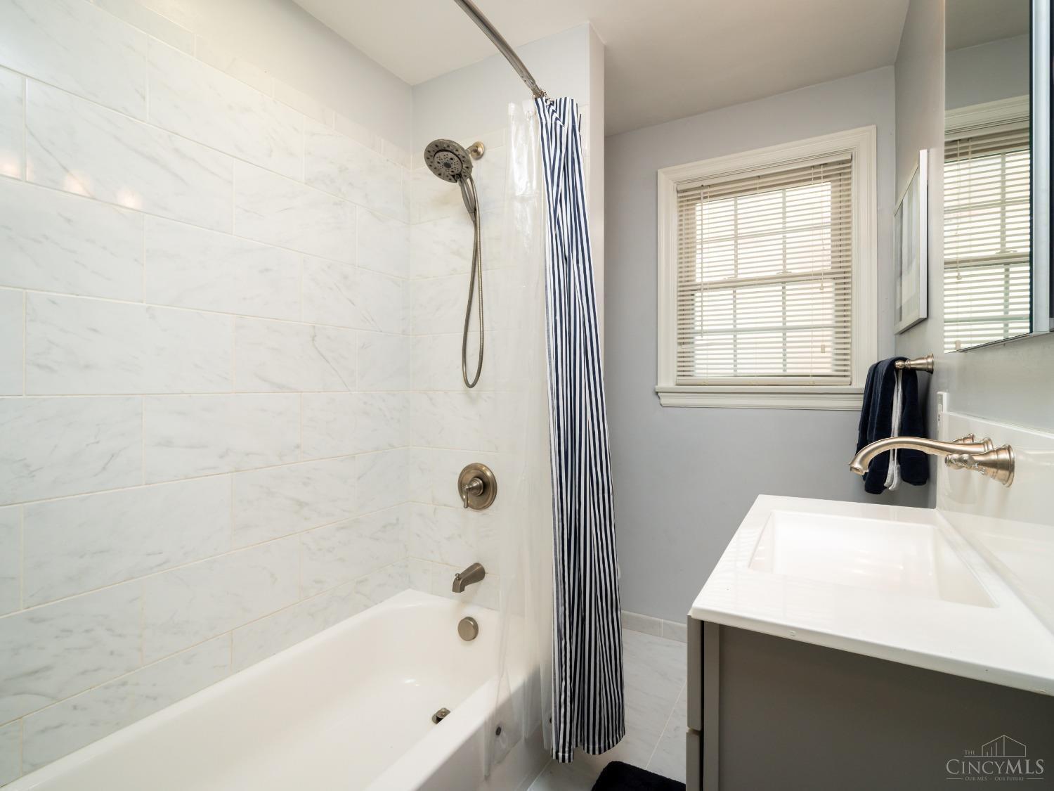 3720 Settle Road Mariemont, OH 45227 - Photo 14 of 21 Gallery Image 14