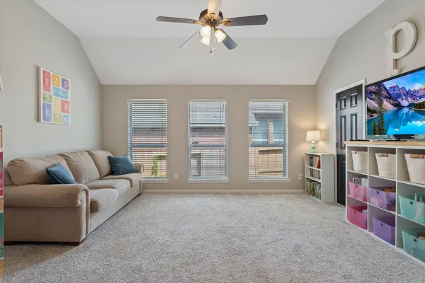 $445,000 | 2504 North Yorkchase Lane, Conroe, TX 77304