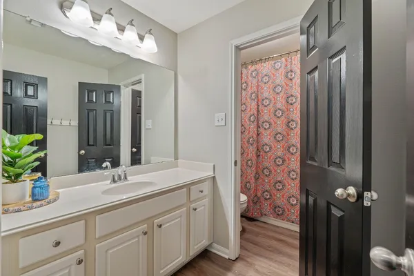 $445,000 | 2504 North Yorkchase Lane, Conroe, TX 77304