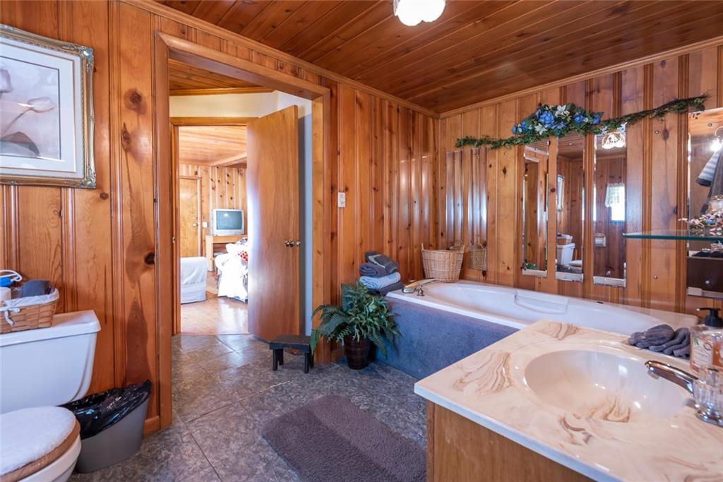 3733 Morrison Road Nashville, IN 47448 - Photo 13 of 40 Gallery Image 13