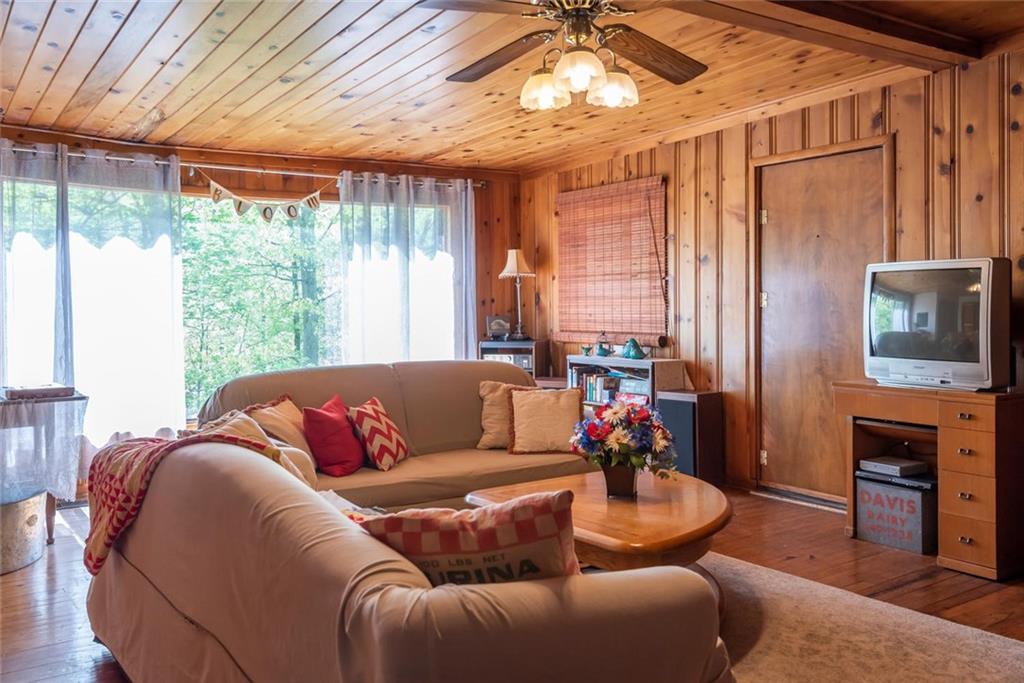 3733 Morrison Road Nashville, IN 47448 - Photo 4 of 40 Gallery Image 4