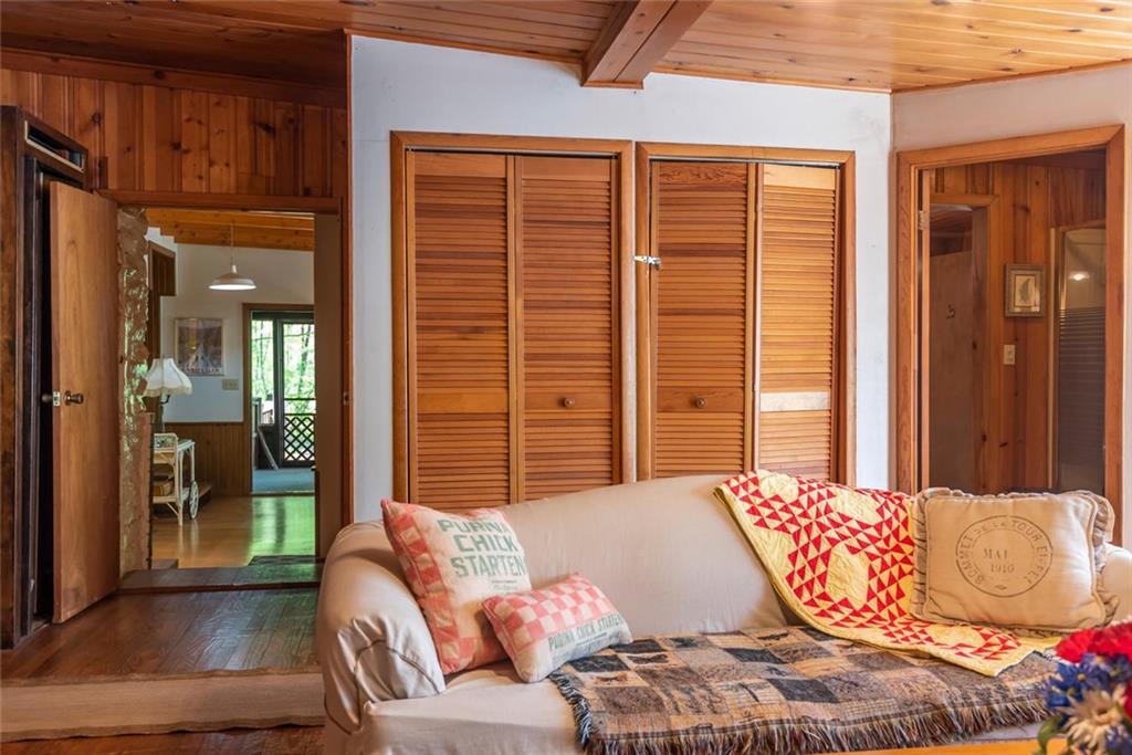 3733 Morrison Road Nashville, IN 47448 - Photo 8 of 40 Gallery Image 8