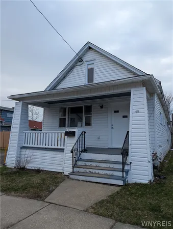 $1,800 | 48 Thomas Street, Buffalo, NY 14206