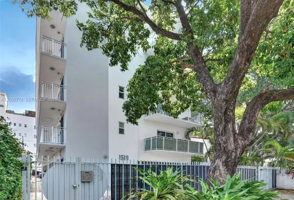 $355,000 | 1519 Drexel Avenue, Unit 201, Miami Beach, FL 33139