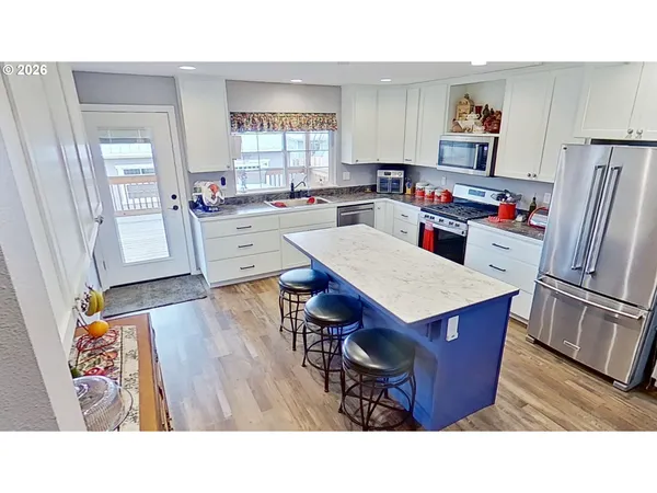 $399,900 | 241 Southeast Johnson Street, Winston, OR 97496