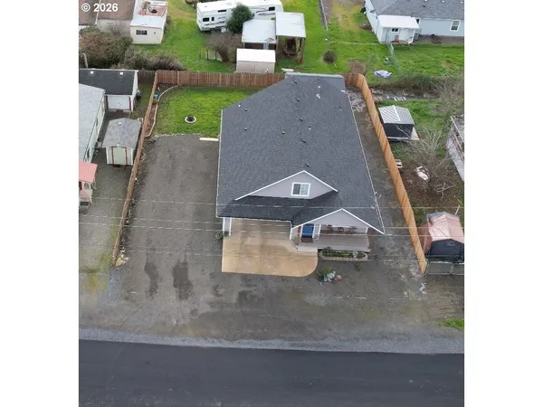 $399,900 | 241 Southeast Johnson Street, Winston, OR 97496