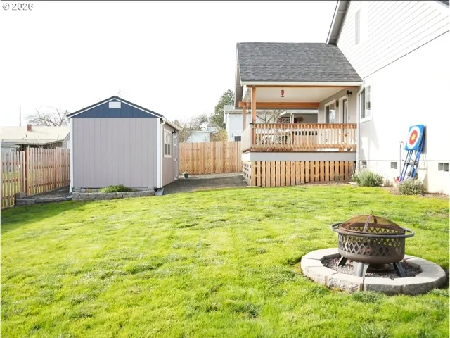 $429,000 | 241 Southeast Johnson Street, Winston, OR 97496