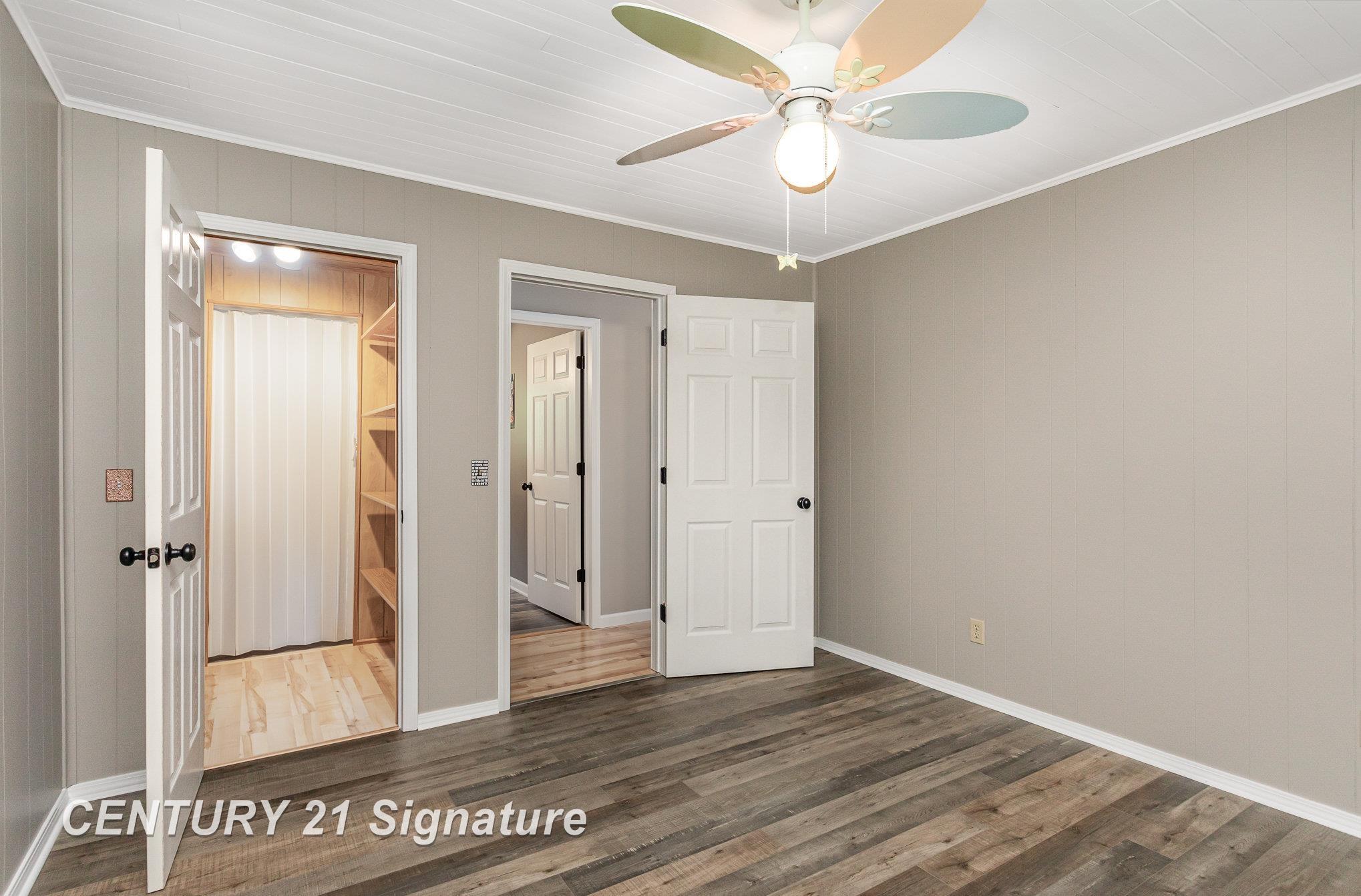 376 North Burns Road Bay City, MI 48708 - Photo 23 of 34 50140718-5da5f2e9-7084-4d65-b48e-ae2d6a9da6bc.JPG