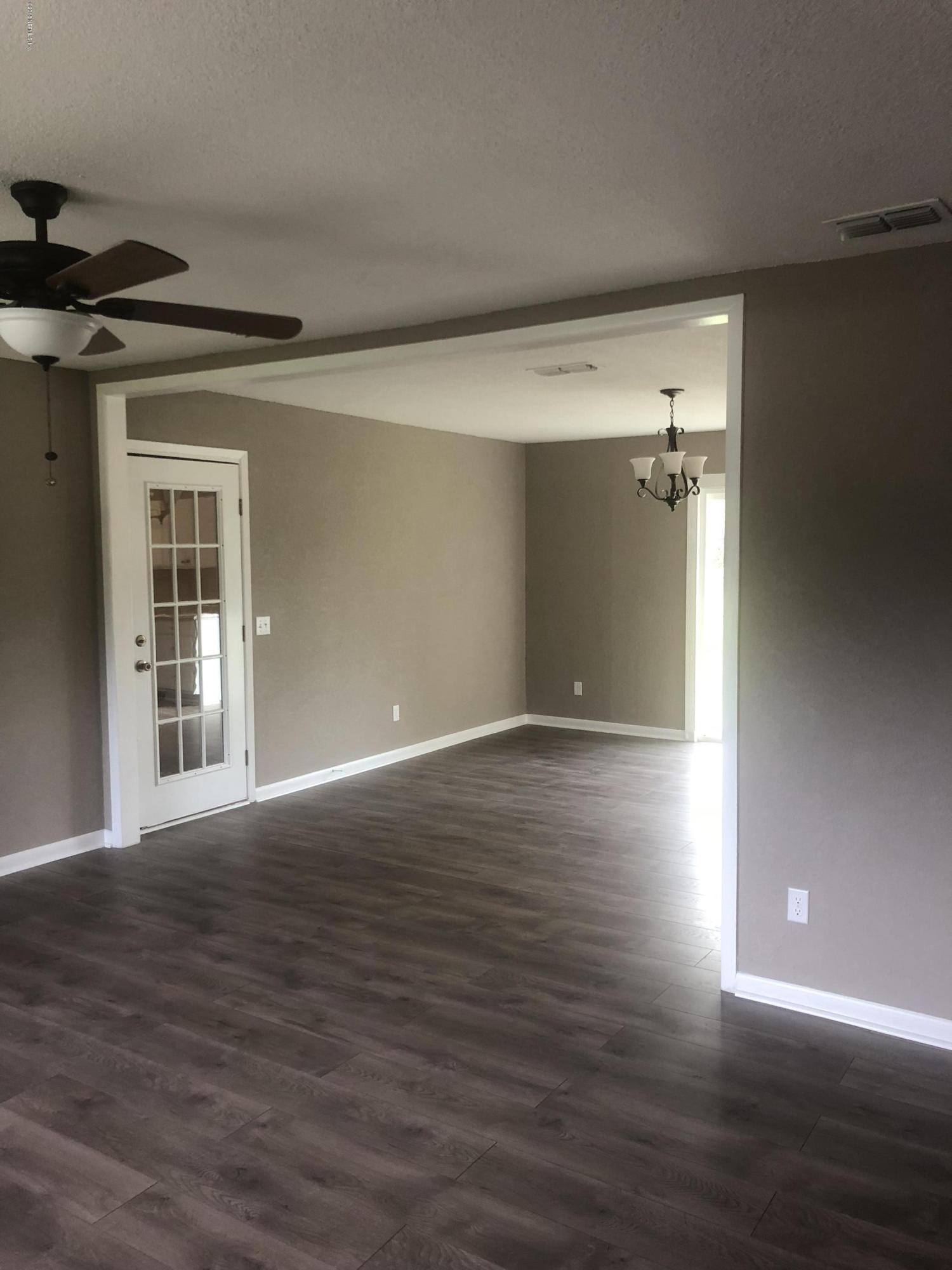 4042 Canal Road Macclenny, FL 32063 - Photo 11 of 23 Open Living Area