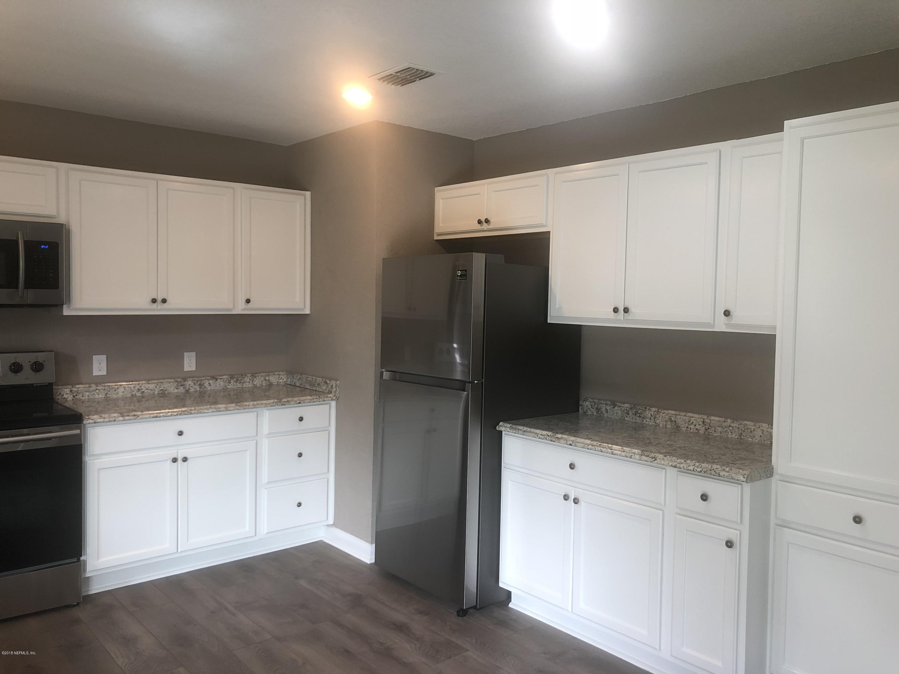 4042 Canal Road Macclenny, FL 32063 - Photo 17 of 23 Kitchen