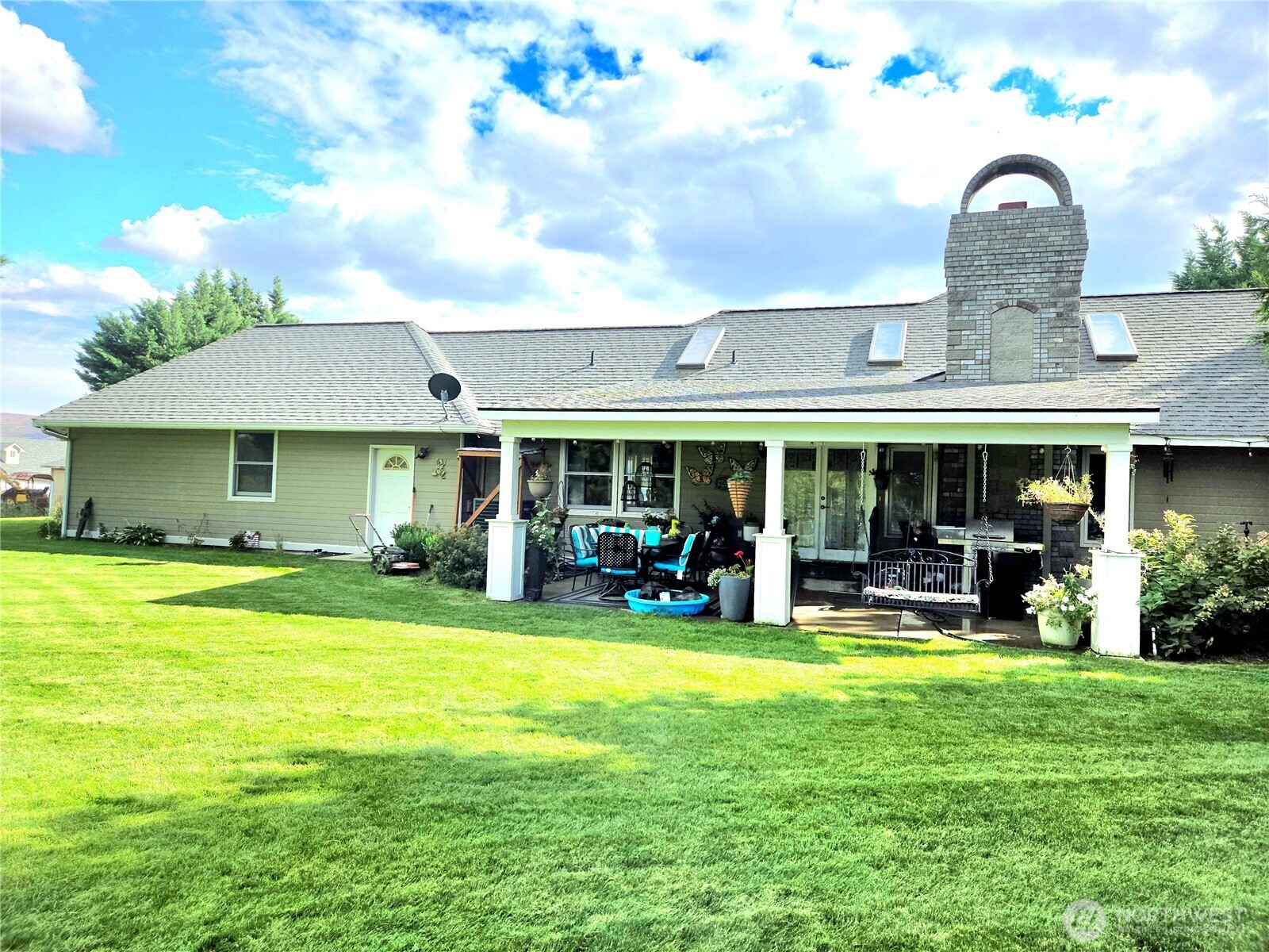 327 Lancaster Road Selah, WA 98942 - Photo 27 of 30 Gallery Image 27