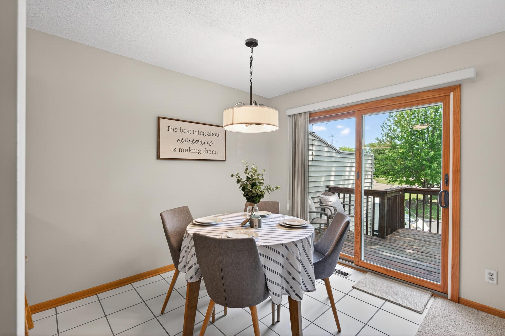 4448 Woodgate Point Eagan, MN 55122 - Photo 8 of 30