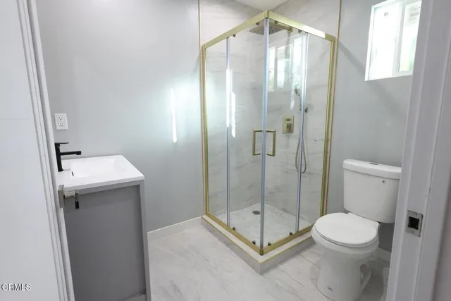 $2,500 | 17314 Kingsbury Street, Unit 1/2, Granada Hills, CA 91344