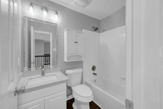 $524,900 | 2103 Winding Hollow Court, Conroe, TX 77385