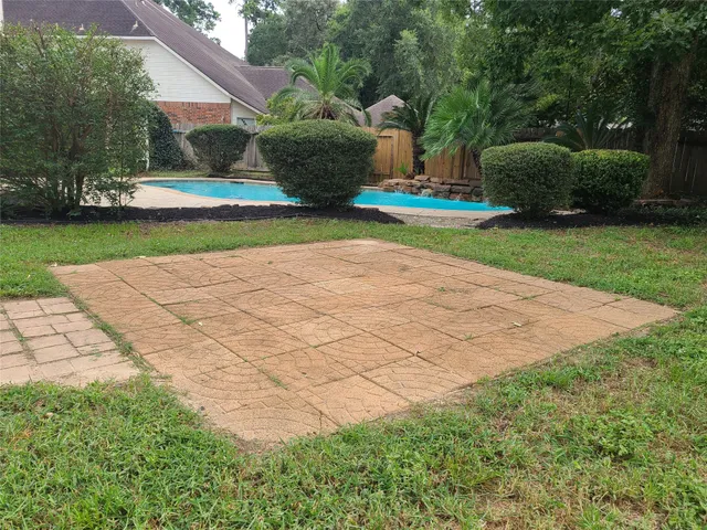 $524,900 | 2103 Winding Hollow Court, Conroe, TX 77385