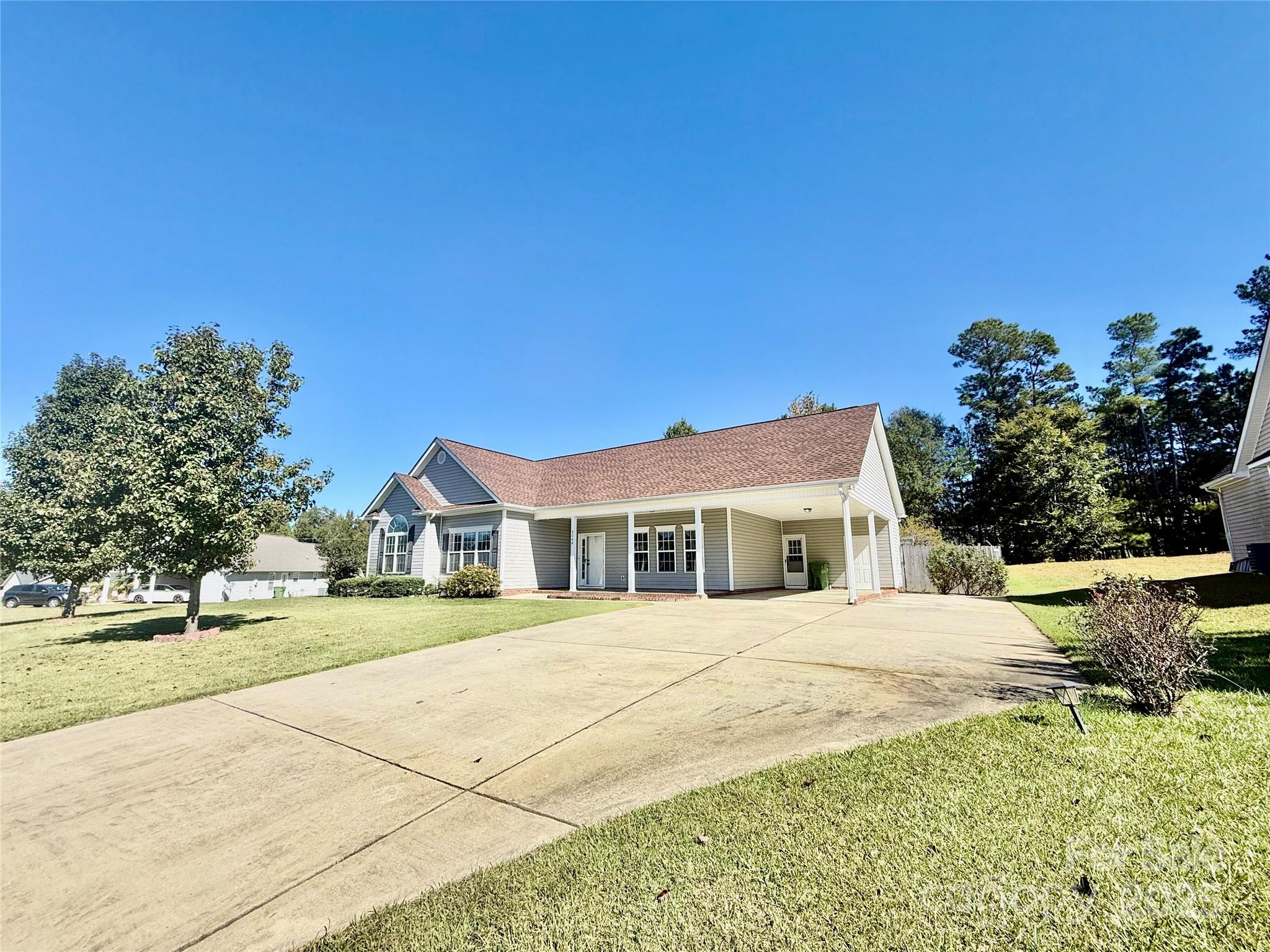 5064 Sedgefield Drive Lancaster, SC 29720 - Photo 3 of 35