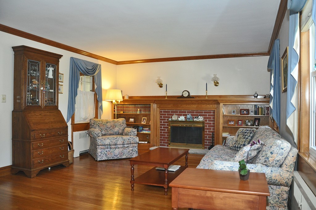 28 St Marys Road Milton, MA 02186 - Photo 3 of 11 Gallery Image 3