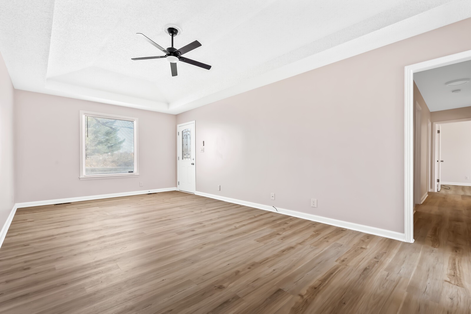 3404 Pembroke Road Clarksville, TN 37042 - Photo 8 of 33 Gallery Image 8