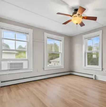 $4,000 | 257 Elm Street, Groton, CT 06340