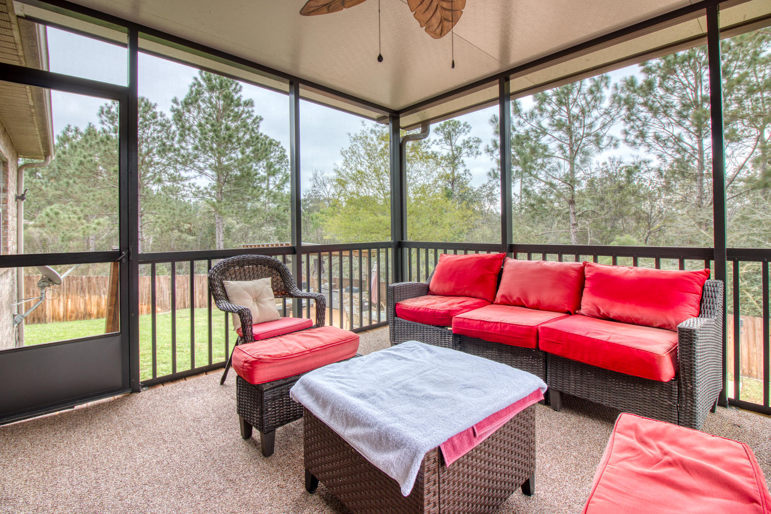 807 Yew Circle Crestview, FL 32536 - Photo 16 of 31