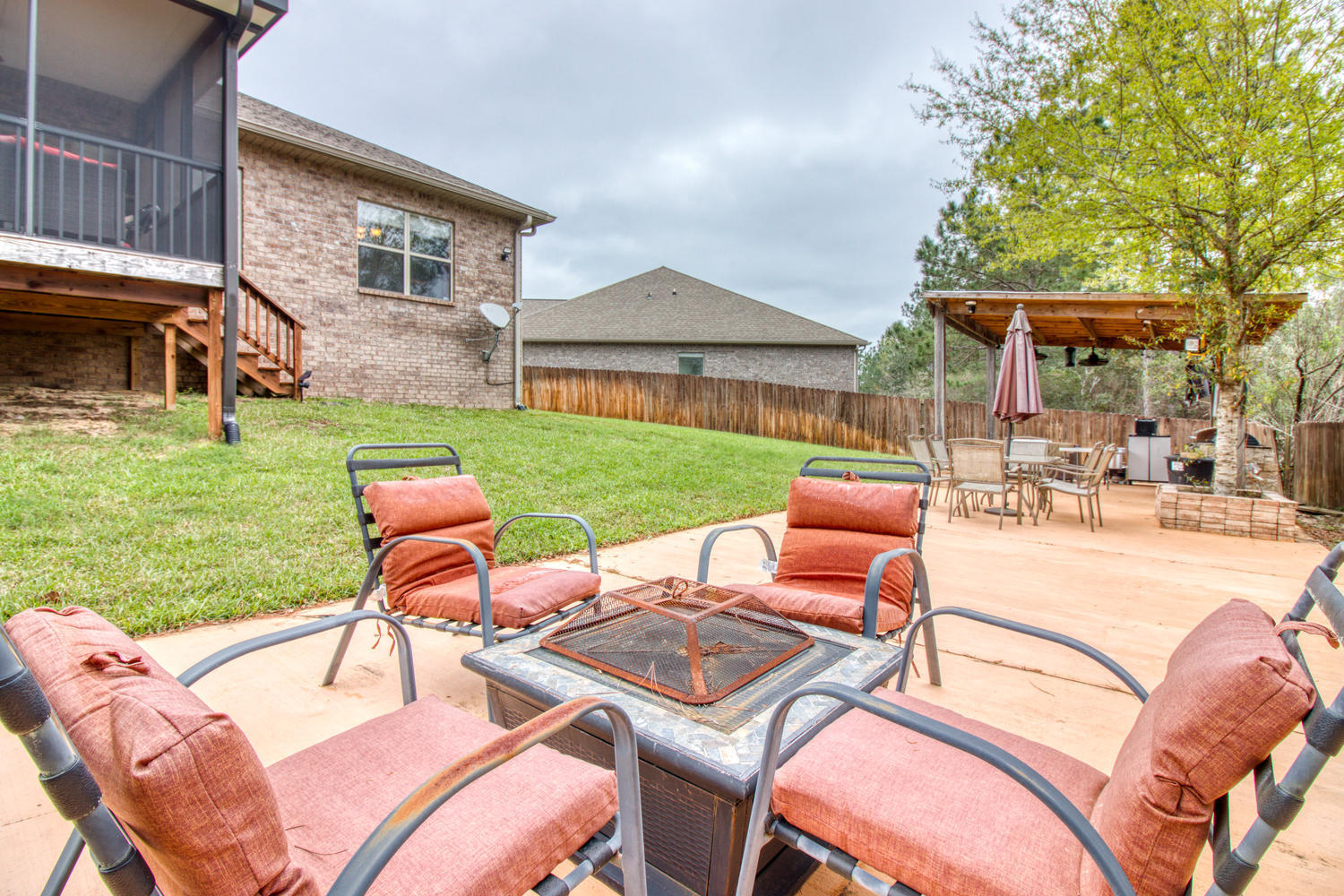 807 Yew Circle Crestview, FL 32536 - Photo 27 of 31