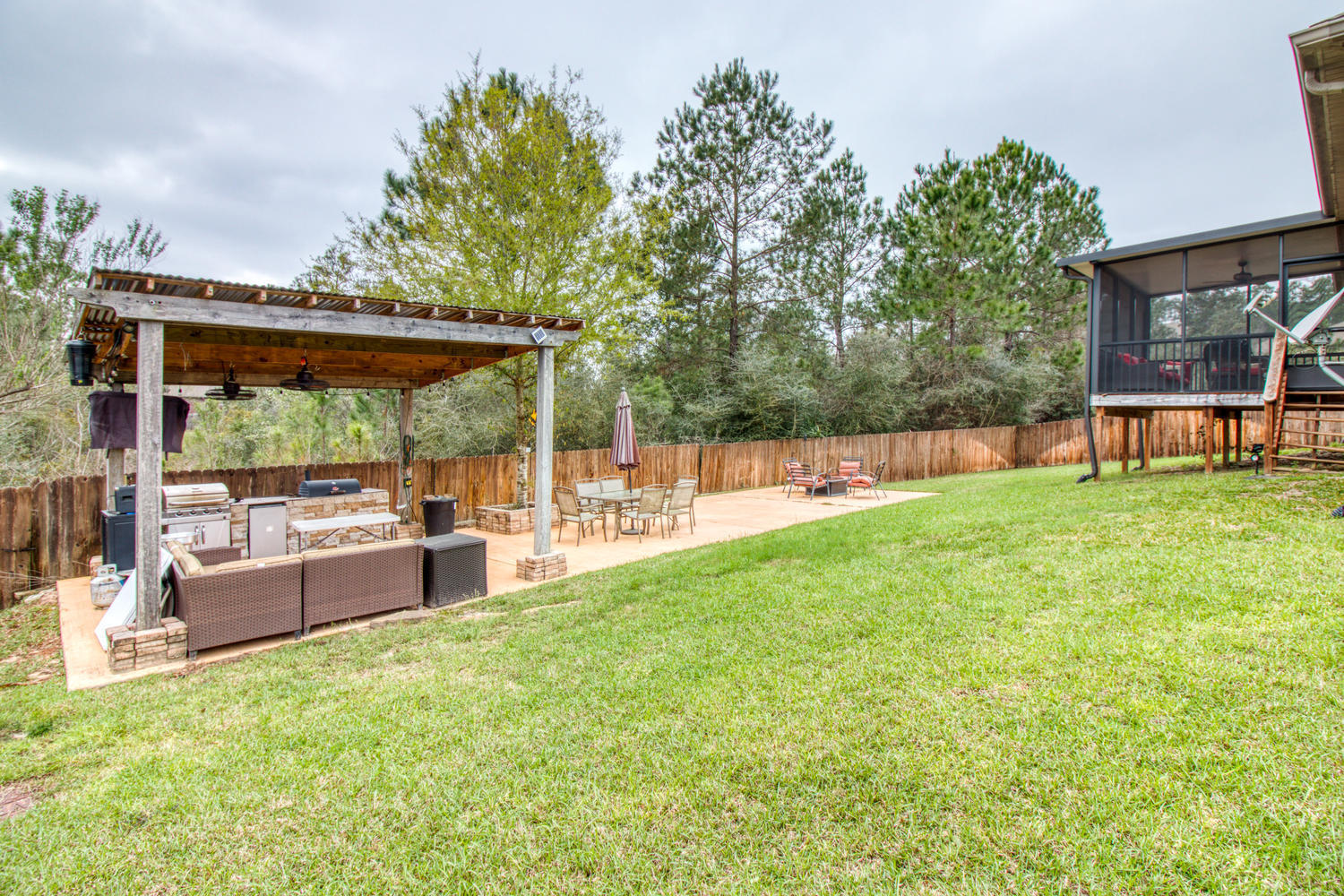 807 Yew Circle Crestview, FL 32536 - Photo 28 of 31