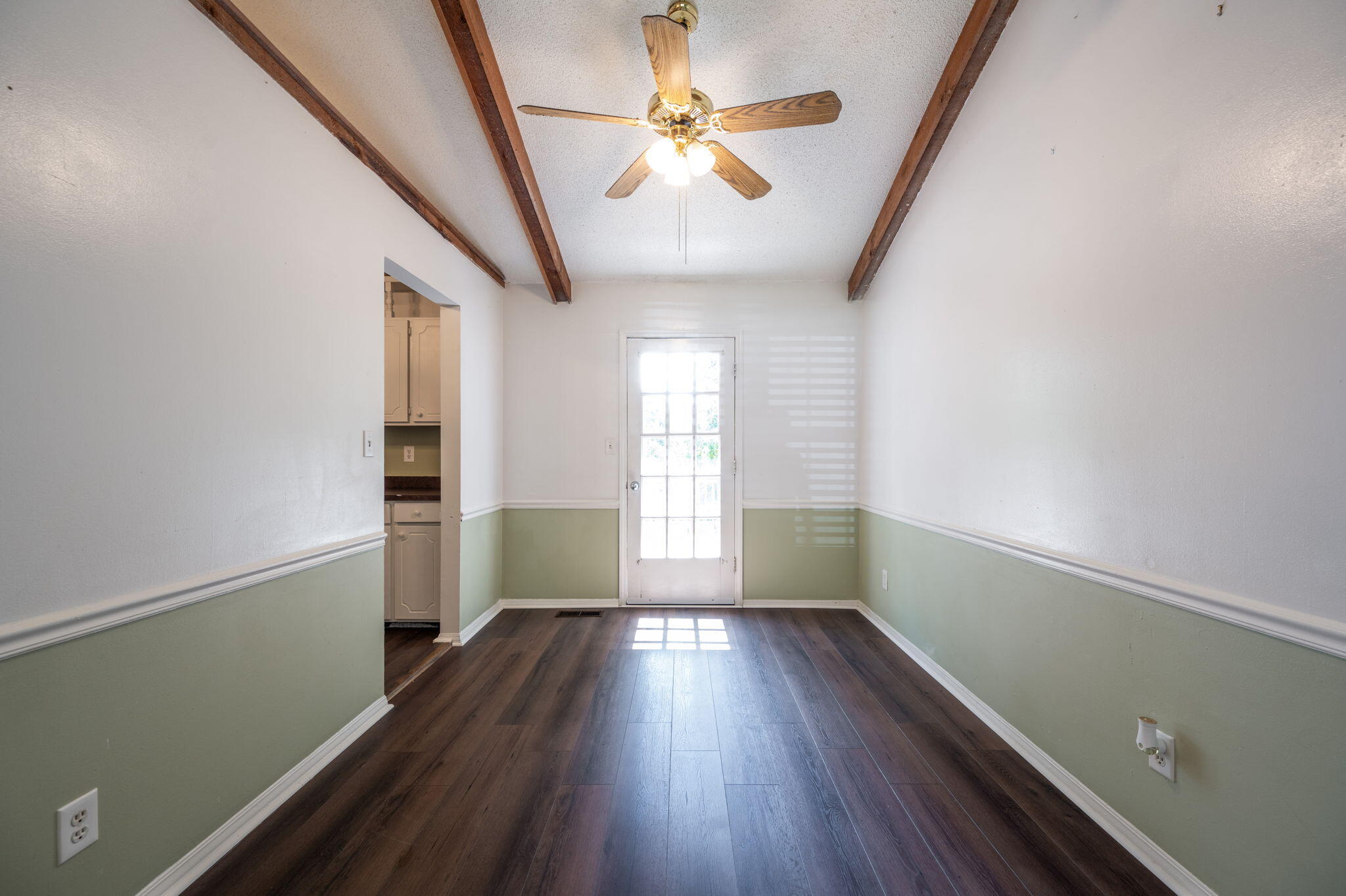 7111 Cane Hollow Road Hixson, TN 37343 - Photo 7 of 26 21-web-or-mls-DSC_8527