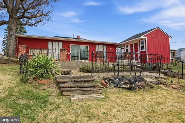 $335,000 | 3550 Delancy Drive, Bensalem, PA 19020