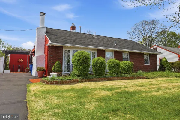 $335,000 | 3550 Delancy Drive, Bensalem, PA 19020
