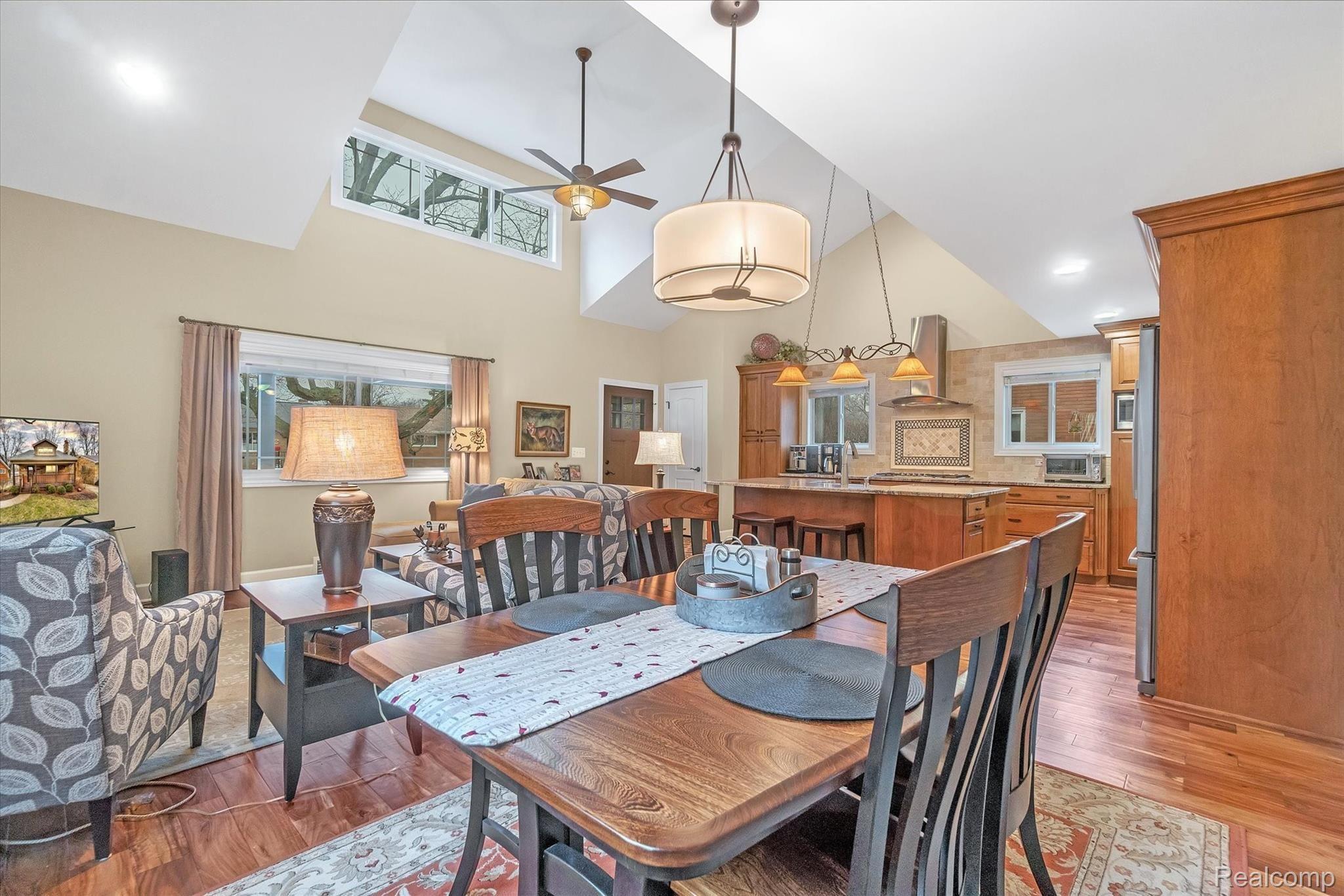 203 South Alice Avenue Rochester, MI 48307 - Photo 11 of 35 11-203-S-Alice-Ave-WindowStill-Real-Estate-Photography-12.jpg