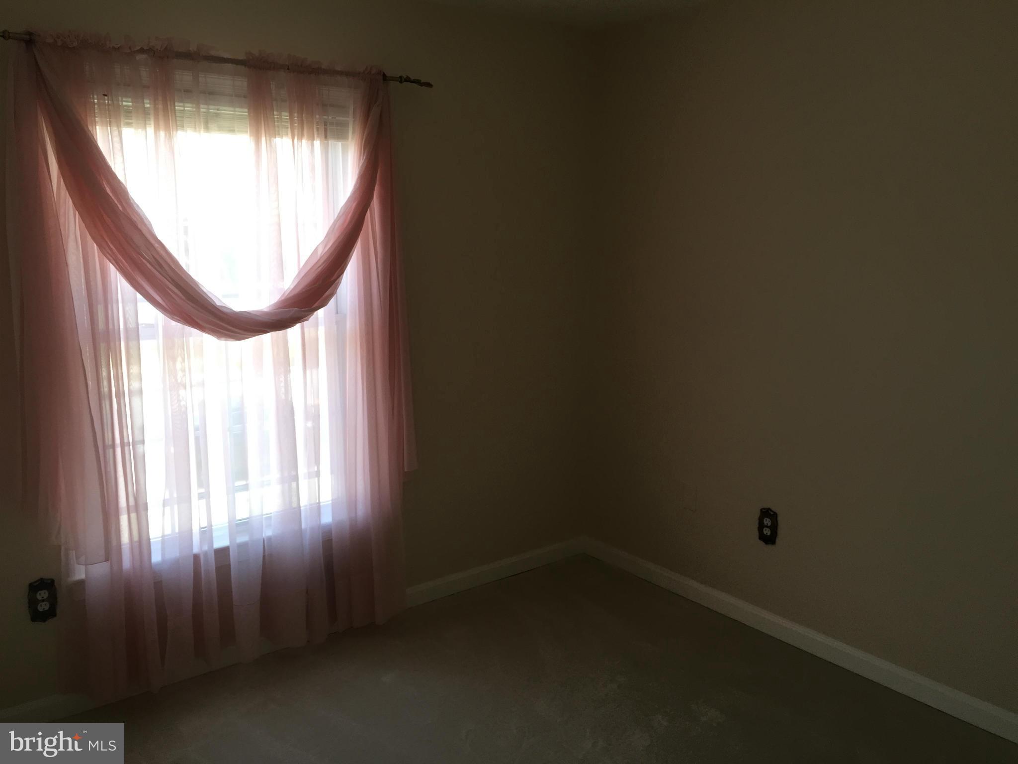 9120 Loughran Road Fort Washington, MD 20744 - Photo 14 of 28 Interior (General)