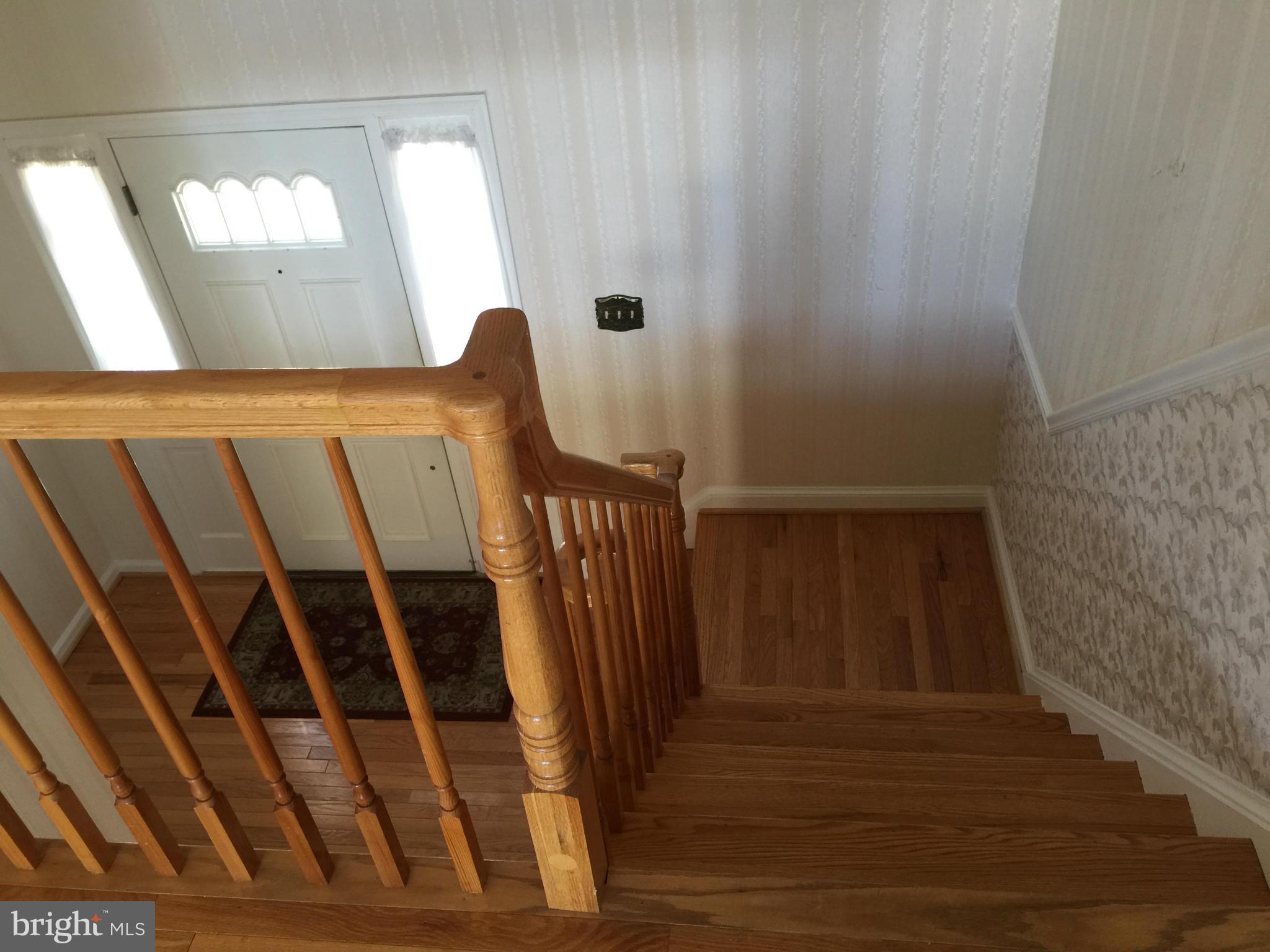 9120 Loughran Road Fort Washington, MD 20744 - Photo 4 of 28 Interior (General)