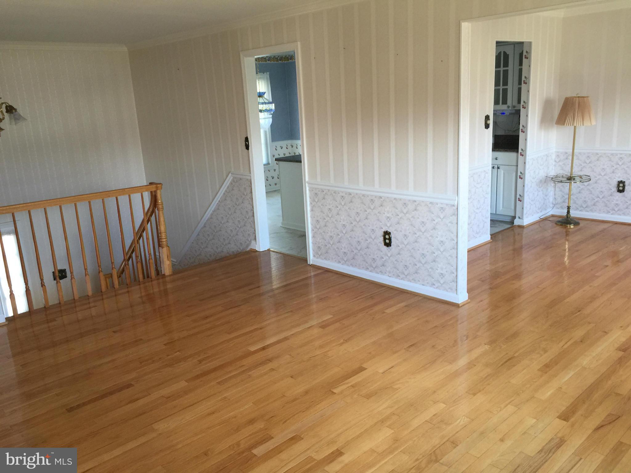 9120 Loughran Road Fort Washington, MD 20744 - Photo 7 of 28 Interior (General)