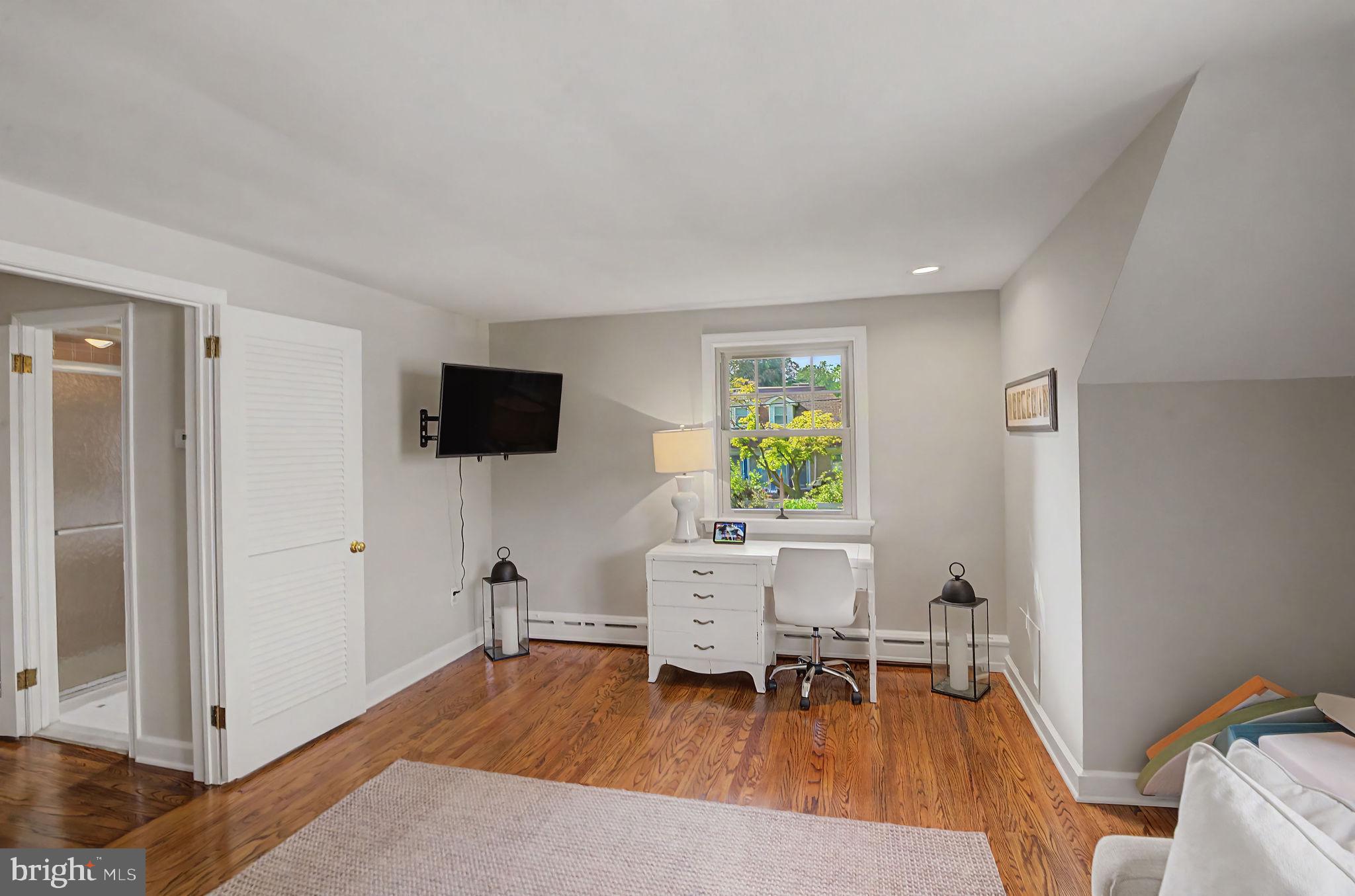 830 Gregory Road Rydal, PA 19046 - Photo 28 of 42 Gallery Image 28