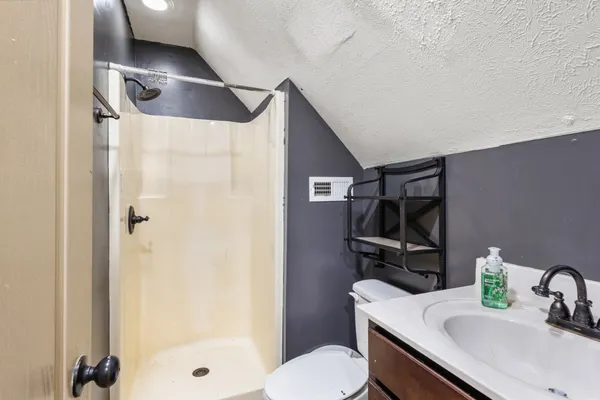 $265,000 | 715 Gardendale Lane, Clarksville, TN 37040