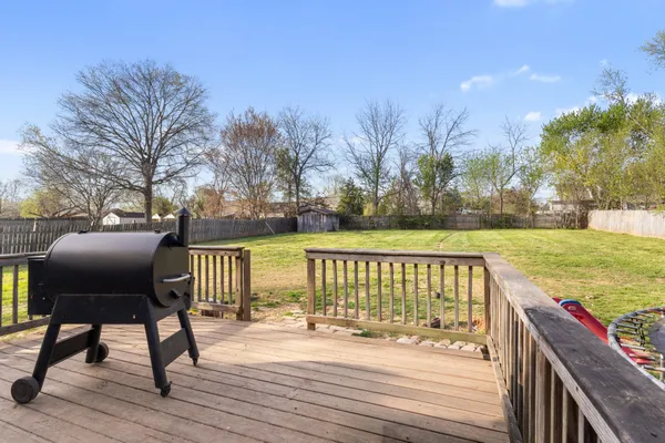 $265,000 | 715 Gardendale Lane, Clarksville, TN 37040