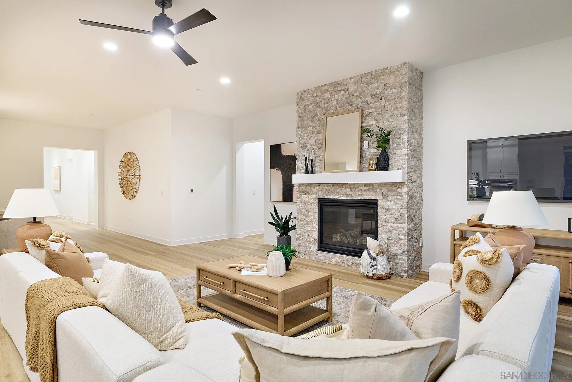1741 Ishihara Road Vista, CA 92084 - Photo 7 of 33 Gallery Image 7