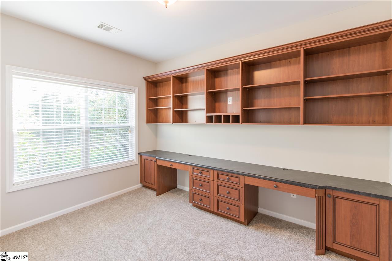 23 Springhead Way Greer, SC 29650 - Photo 3 of 33 Gallery Image 3