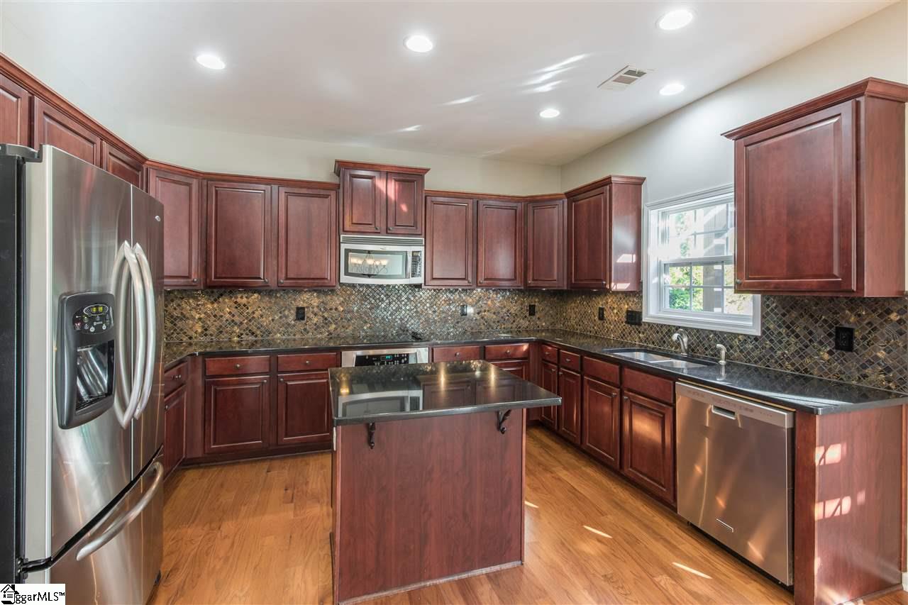 23 Springhead Way Greer, SC 29650 - Photo 5 of 33 Gallery Image 5