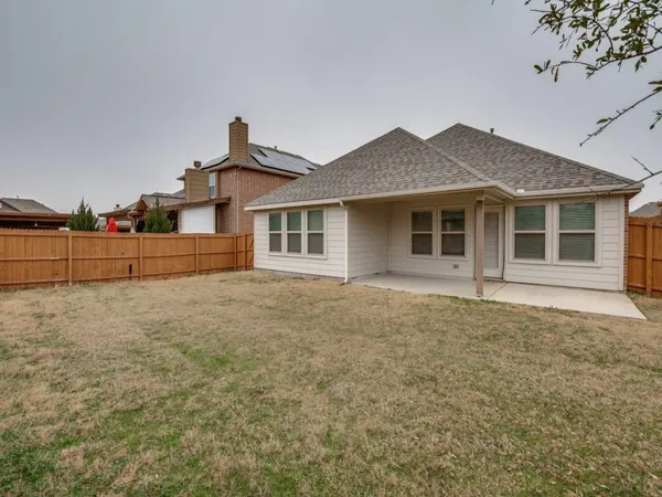 $2,750 | 1608 Emma Pearl Lane, Little Elm, TX 75068
