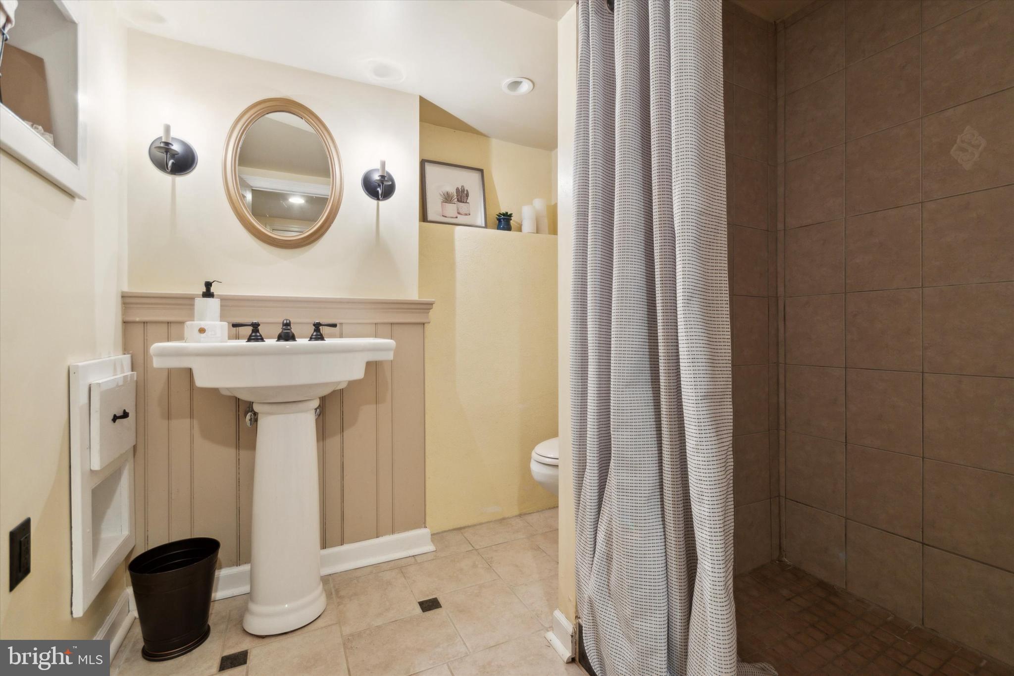 311 North Manoa Road Havertown, PA 19083 - Photo 36 of 48