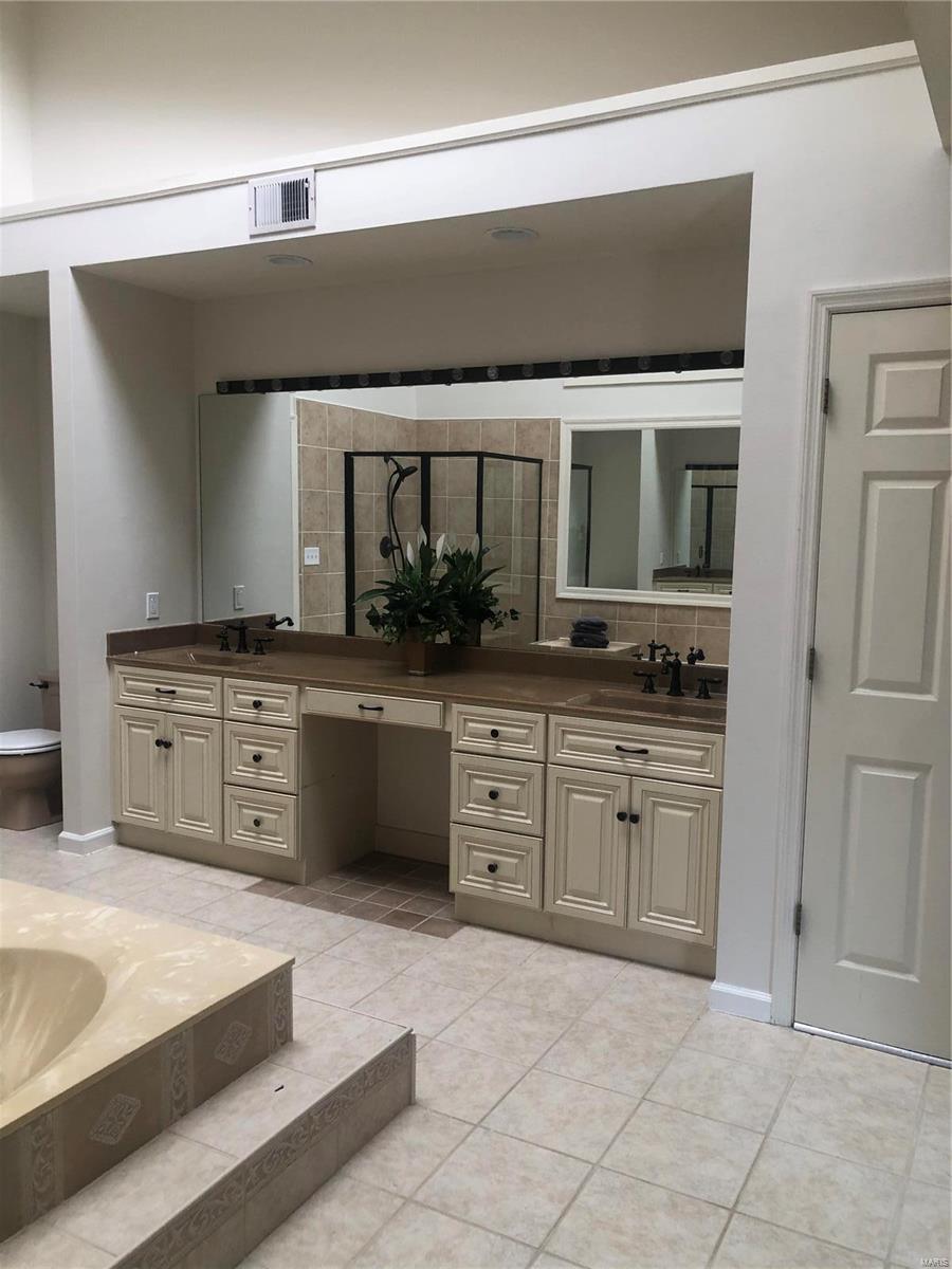 223 Hemingway Lane, Unit F Weldon Spring, MO 63304 - Photo 15 of 30