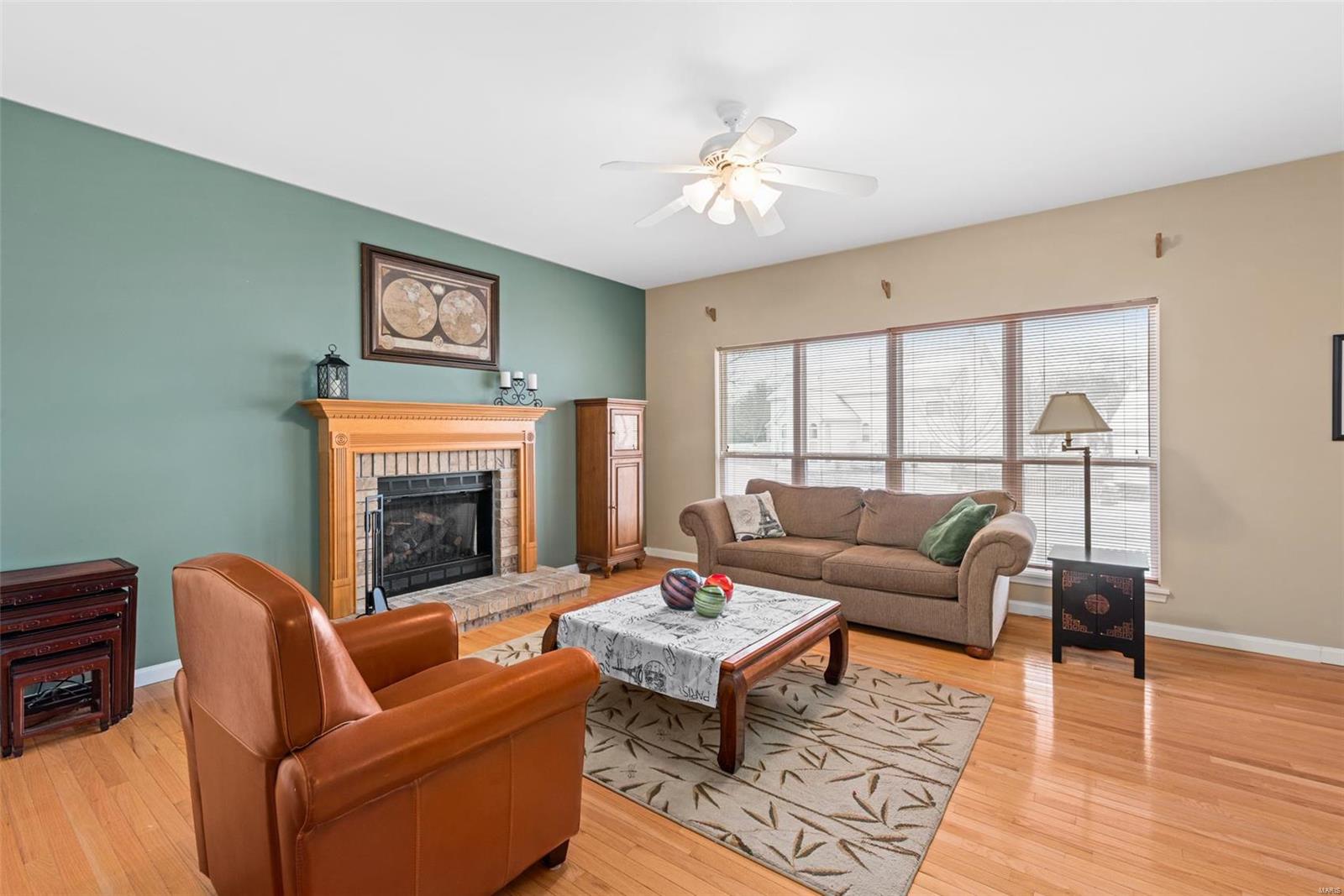 526 Castle Ridge Drive Ballwin, MO 63021 - Photo 2 of 38 Gallery Image 2