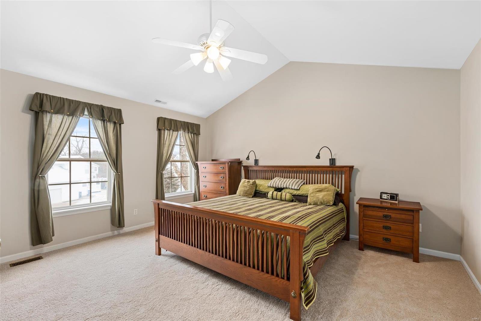526 Castle Ridge Drive Ballwin, MO 63021 - Photo 21 of 38 Gallery Image 21