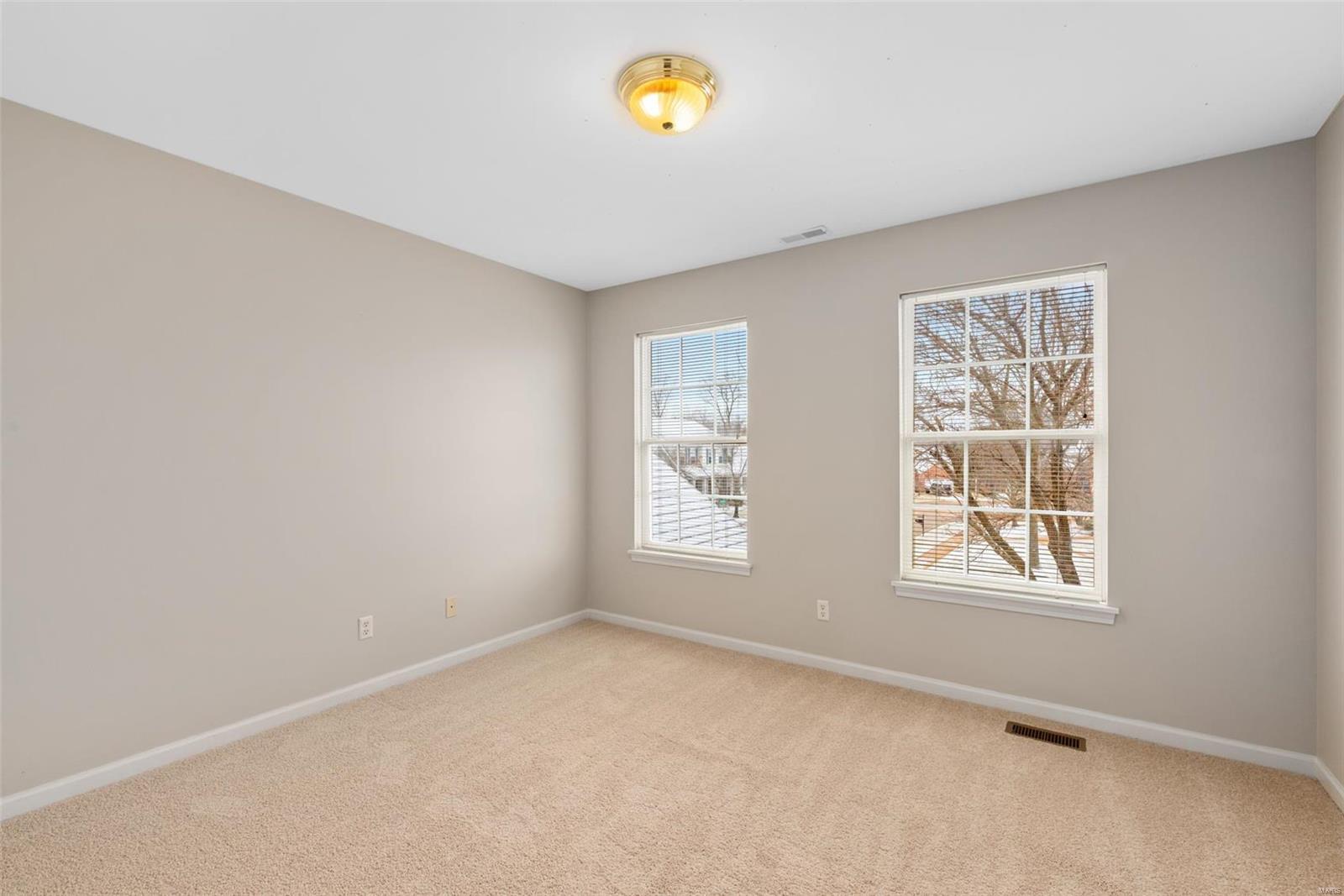 526 Castle Ridge Drive Ballwin, MO 63021 - Photo 25 of 38 Gallery Image 25