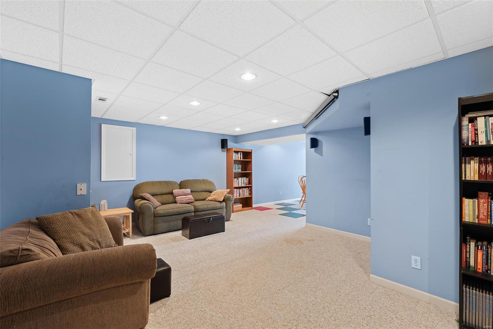 526 Castle Ridge Drive Ballwin, MO 63021 - Photo 30 of 38 Gallery Image 30