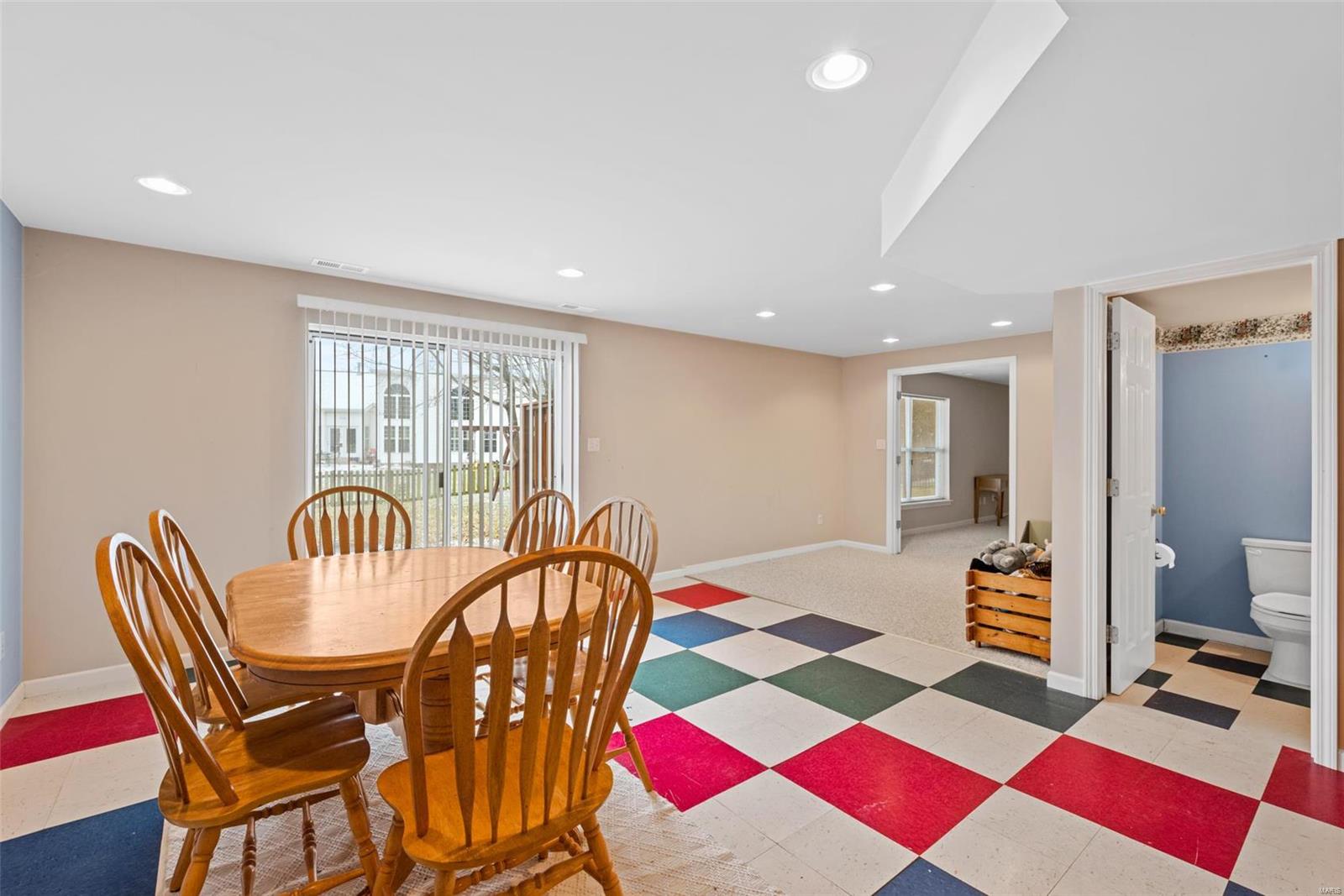 526 Castle Ridge Drive Ballwin, MO 63021 - Photo 31 of 38 Gallery Image 31
