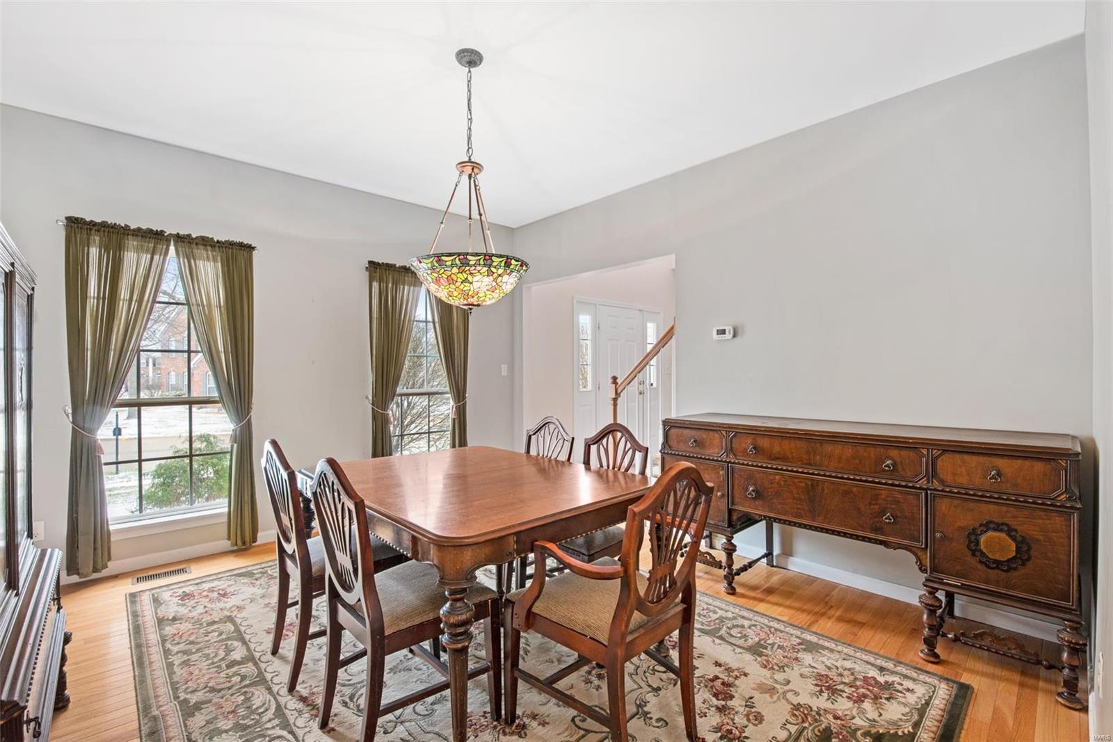 526 Castle Ridge Drive Ballwin, MO 63021 - Photo 7 of 38 Gallery Image 7