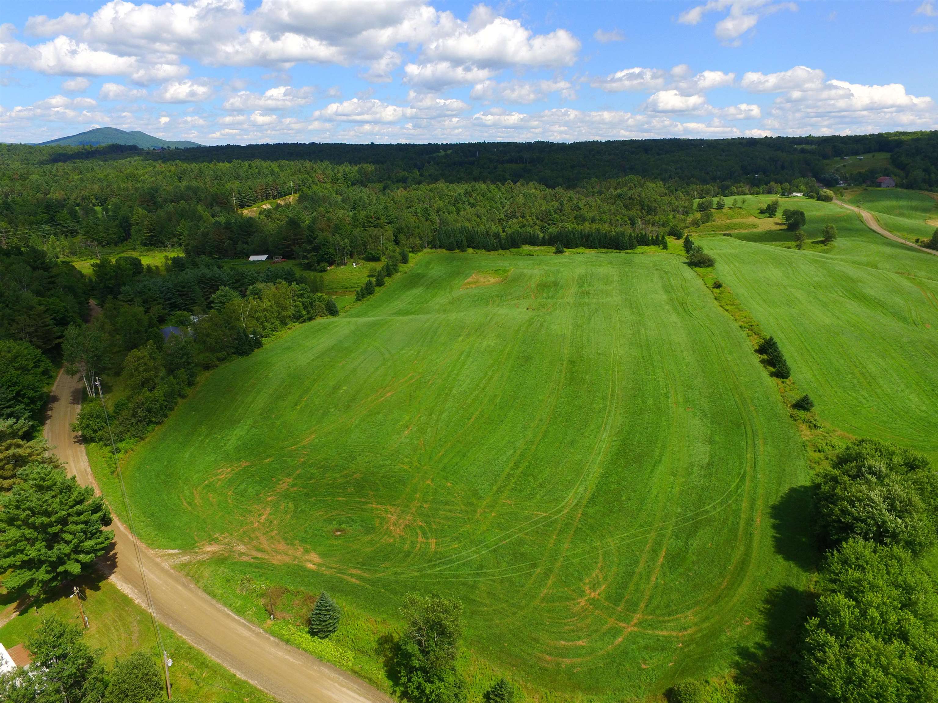 2715 River Road Troy, VT 05859 - Photo 2 of 21 Gallery Image 2